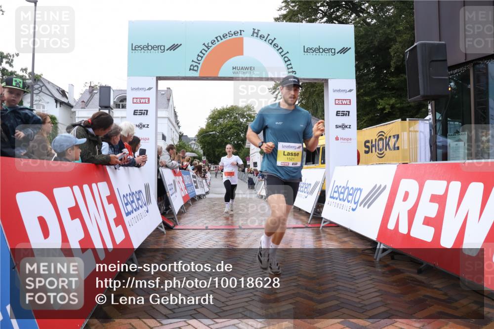30.08.2026 - Blankeneser Heldenlauf Lena Gebhardt http://msf.ph/oto/10018628 30.08.2026 09:32:33 Ziel 1521, 3670, 3704 meine-sportfotos.de