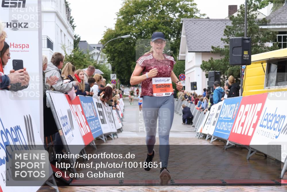 30.08.2026 - Blankeneser Heldenlauf Lena Gebhardt http://msf.ph/oto/10018651 30.08.2026 09:32:48 Ziel 1439, 3536, 3554 meine-sportfotos.de