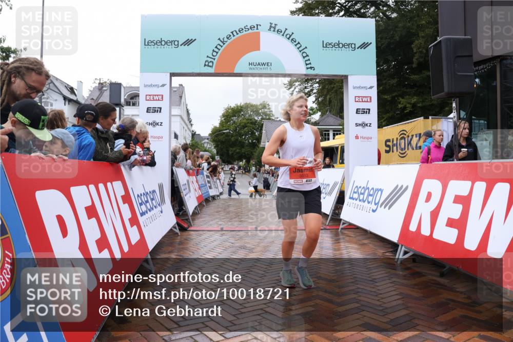 30.08.2026 - Blankeneser Heldenlauf Lena Gebhardt http://msf.ph/oto/10018721 30.08.2026 09:33:13 Ziel 1022, 3513, 3595, 3732 meine-sportfotos.de