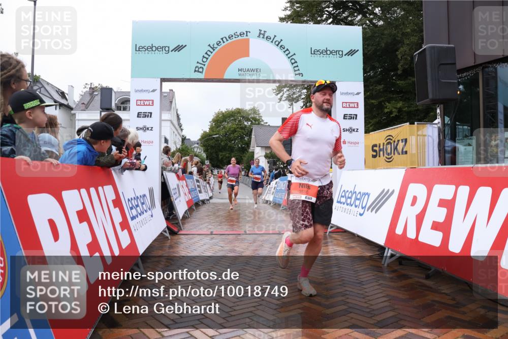 30.08.2026 - Blankeneser Heldenlauf Lena Gebhardt http://msf.ph/oto/10018749 30.08.2026 09:33:34 Ziel 3510, 3654, 3723 meine-sportfotos.de