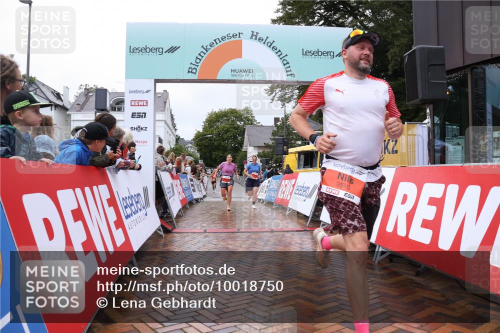 30.08.2026 - Blankeneser Heldenlauf Lena Gebhardt http://msf.ph/oto/10018750 30.08.2026 09:33:34 Ziel 3510, 3654, 3723 meine-sportfotos.de