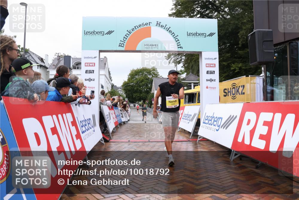 30.08.2026 - Blankeneser Heldenlauf Lena Gebhardt http://msf.ph/oto/10018792 30.08.2026 09:33:55 Ziel 1373, 1500, 3630 meine-sportfotos.de