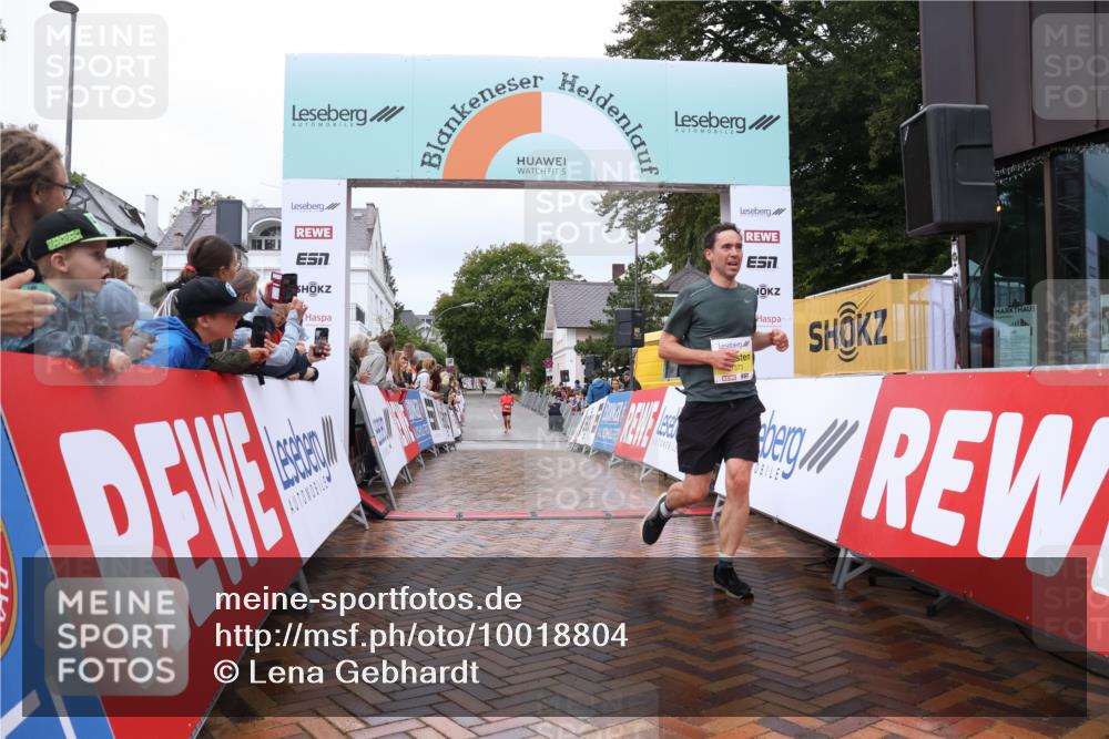 30.08.2026 - Blankeneser Heldenlauf Lena Gebhardt http://msf.ph/oto/10018804 30.08.2026 09:34:00 Ziel 1373, 1500, 3630 meine-sportfotos.de