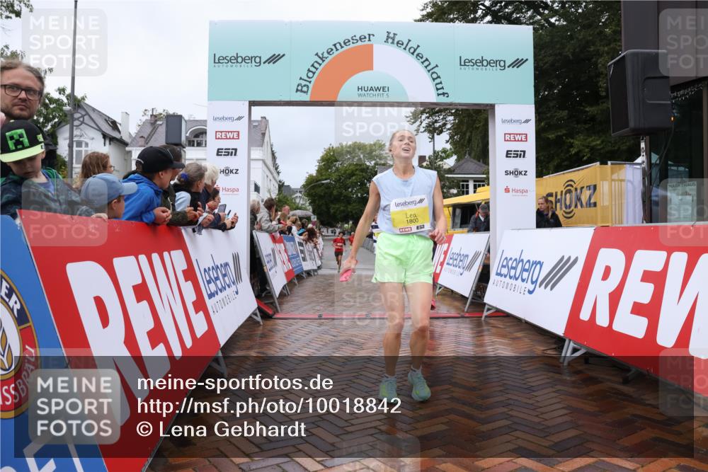 30.08.2026 - Blankeneser Heldenlauf Lena Gebhardt http://msf.ph/oto/10018842 30.08.2026 09:34:27 Ziel 1226, 1382, 1800, 3636, 3702 meine-sportfotos.de