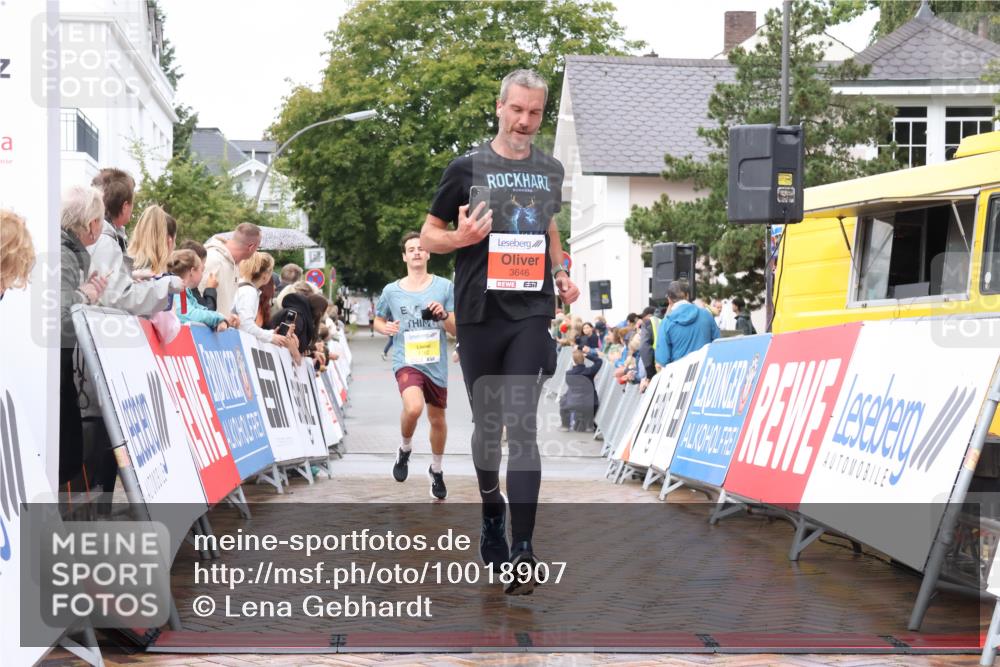 30.08.2026 - Blankeneser Heldenlauf Lena Gebhardt http://msf.ph/oto/10018907 30.08.2026 09:34:57 Ziel 1535, 1542, 1762, 3646 meine-sportfotos.de
