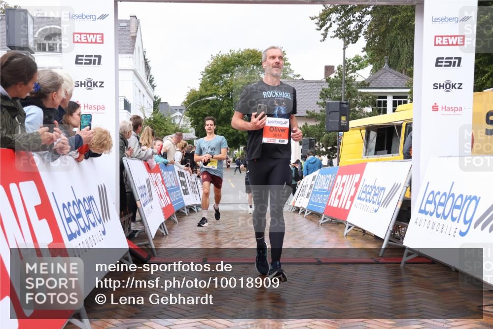 30.08.2026 - Blankeneser Heldenlauf Lena Gebhardt http://msf.ph/oto/10018909 30.08.2026 09:34:58 Ziel 1535, 1542, 1762, 3646 meine-sportfotos.de