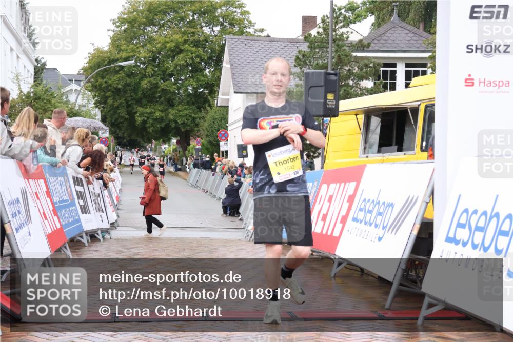 30.08.2026 - Blankeneser Heldenlauf Lena Gebhardt http://msf.ph/oto/10018918 30.08.2026 09:35:02 Ziel 1535, 1542, 1762, 3646 meine-sportfotos.de