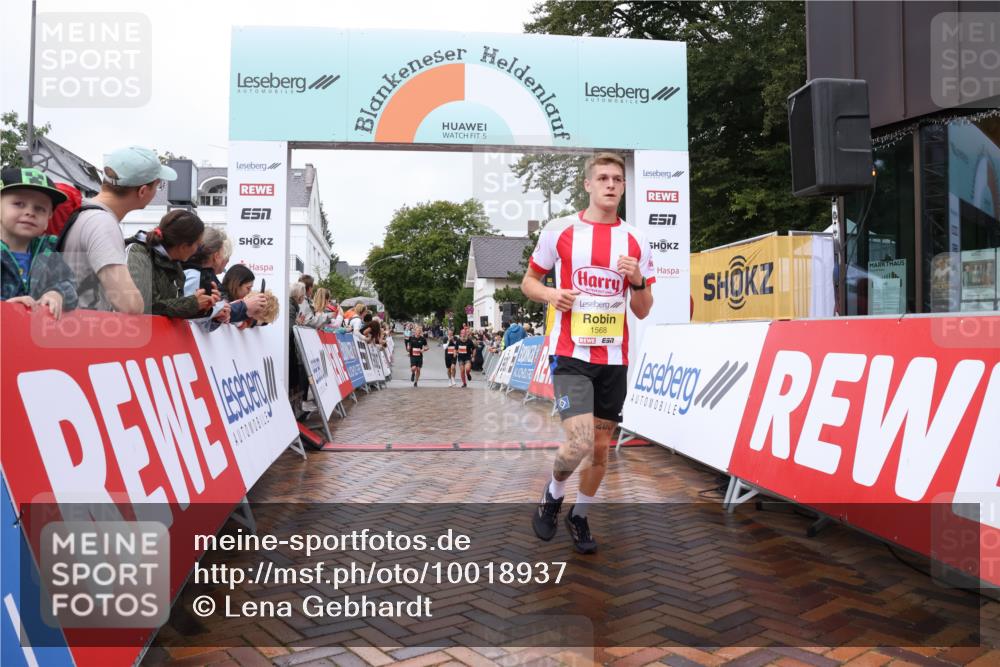 30.08.2026 - Blankeneser Heldenlauf Lena Gebhardt http://msf.ph/oto/10018937 30.08.2026 09:35:22 Ziel 1568, 3602, 3655 meine-sportfotos.de