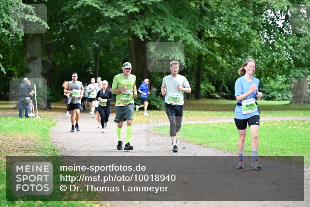 30.08.2026 - Blankeneser Heldenlauf Dr. Thomas Lammeyer http://msf.ph/oto/10018940 30.08.2026 10:09:05 Laufen 5323, 4, 5299, 5286 meine-sportfotos.de