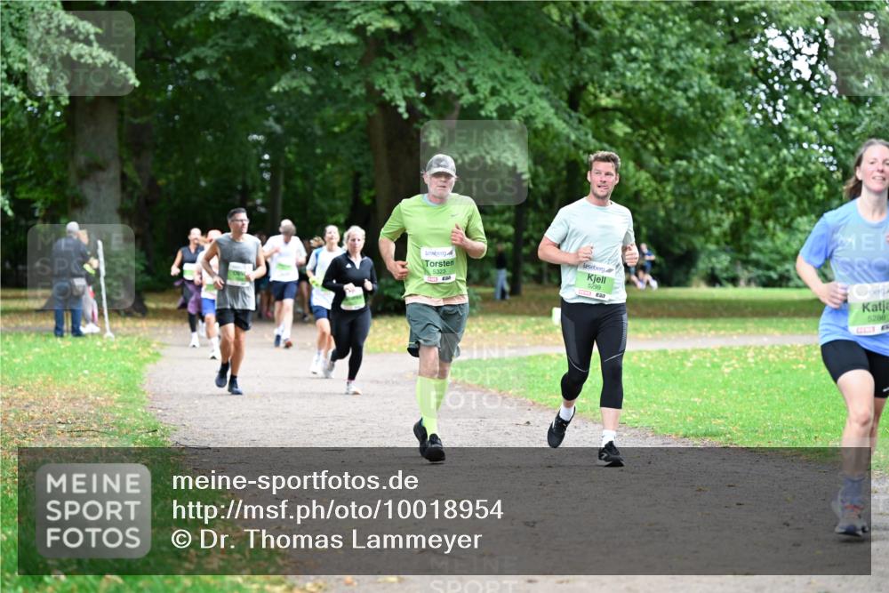 30.08.2026 - Blankeneser Heldenlauf Dr. Thomas Lammeyer http://msf.ph/oto/10018954 30.08.2026 10:09:06 Laufen 5323, 5299, 5286 meine-sportfotos.de