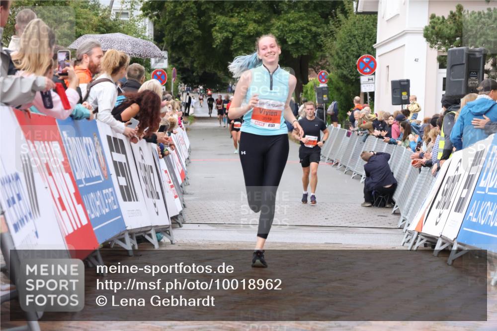 30.08.2026 - Blankeneser Heldenlauf Lena Gebhardt http://msf.ph/oto/10018962 30.08.2026 09:35:31 Ziel 3519, 3602, 3686, 3687 meine-sportfotos.de