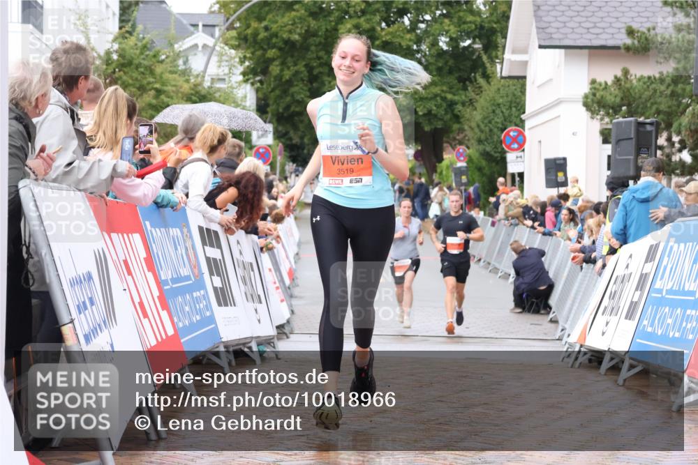 30.08.2026 - Blankeneser Heldenlauf Lena Gebhardt http://msf.ph/oto/10018966 30.08.2026 09:35:32 Ziel 3519, 3602, 3686, 3687 meine-sportfotos.de