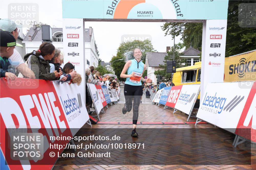 30.08.2026 - Blankeneser Heldenlauf Lena Gebhardt http://msf.ph/oto/10018971 30.08.2026 09:35:33 Ziel 3519, 3602, 3686, 3687 meine-sportfotos.de