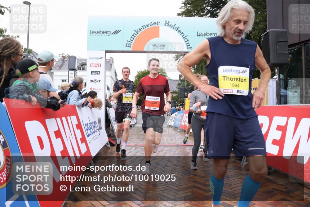 30.08.2026 - Blankeneser Heldenlauf Lena Gebhardt http://msf.ph/oto/10019025 30.08.2026 09:35:58 Ziel 1006, 1087, 1094, 1294, 1474, 1585, 3566, 3720 meine-sportfotos.de