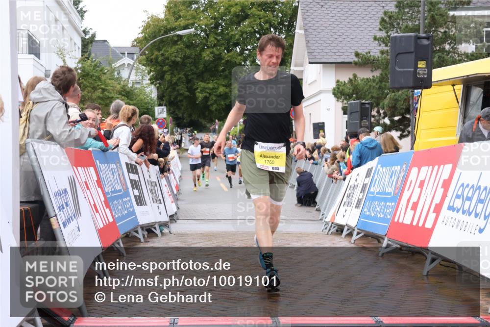 30.08.2026 - Blankeneser Heldenlauf Lena Gebhardt http://msf.ph/oto/10019101 30.08.2026 09:36:32 Ziel 1492, 1527, 1760 meine-sportfotos.de