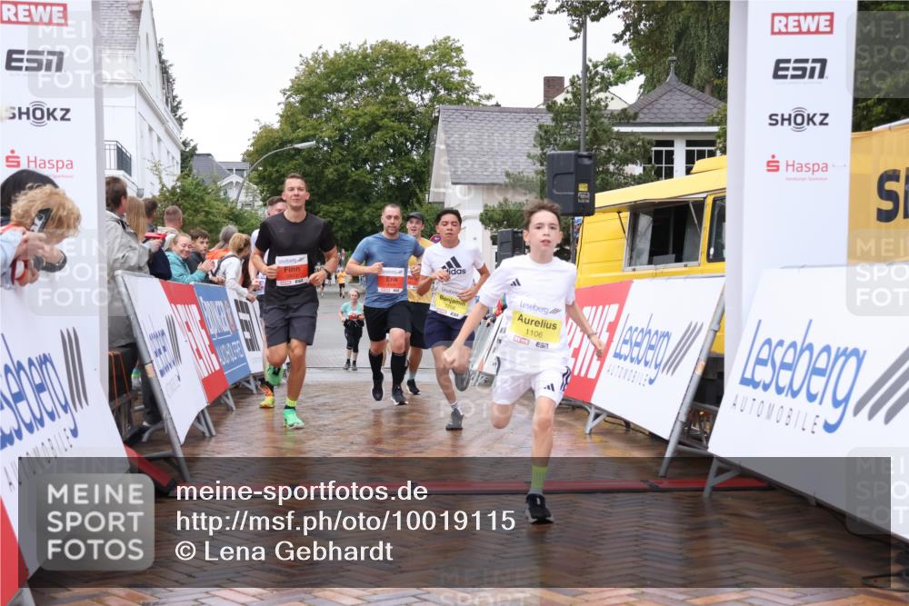 30.08.2026 - Blankeneser Heldenlauf Lena Gebhardt http://msf.ph/oto/10019115 30.08.2026 09:36:40 Ziel 1106, 1266, 1760, 1782, 3603, 3608, 3651, 3652 meine-sportfotos.de