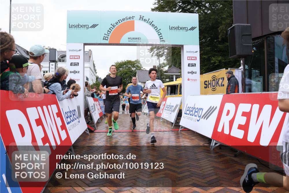 30.08.2026 - Blankeneser Heldenlauf Lena Gebhardt http://msf.ph/oto/10019123 30.08.2026 09:36:41 Ziel 1106, 1266, 1595, 1782, 3603, 3608, 3651, 3652 meine-sportfotos.de