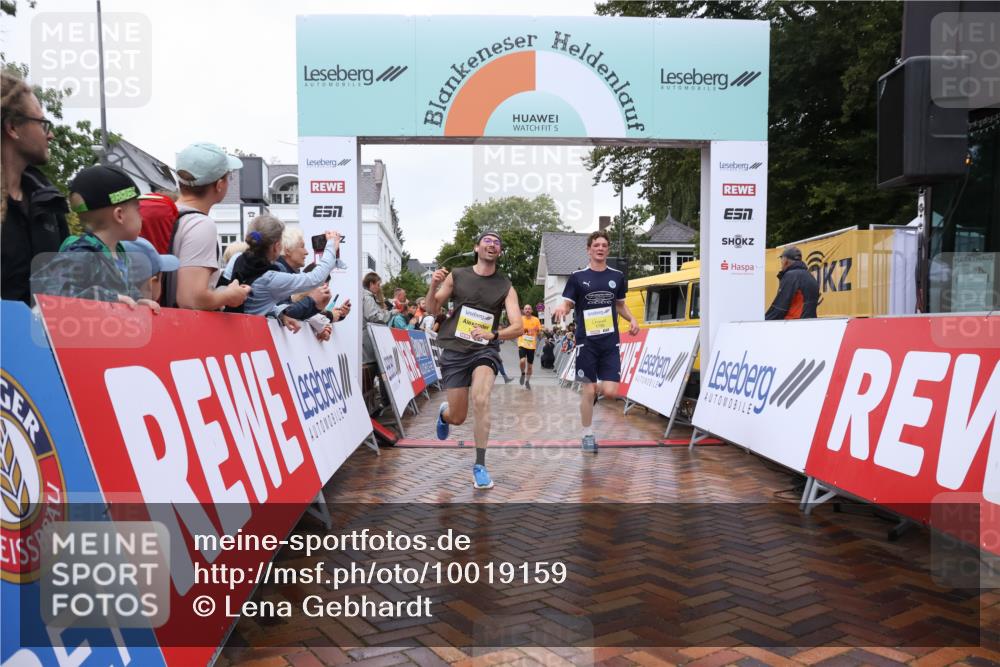 30.08.2026 - Blankeneser Heldenlauf Lena Gebhardt http://msf.ph/oto/10019159 30.08.2026 09:36:57 Ziel 1371, 1413, 1795 meine-sportfotos.de