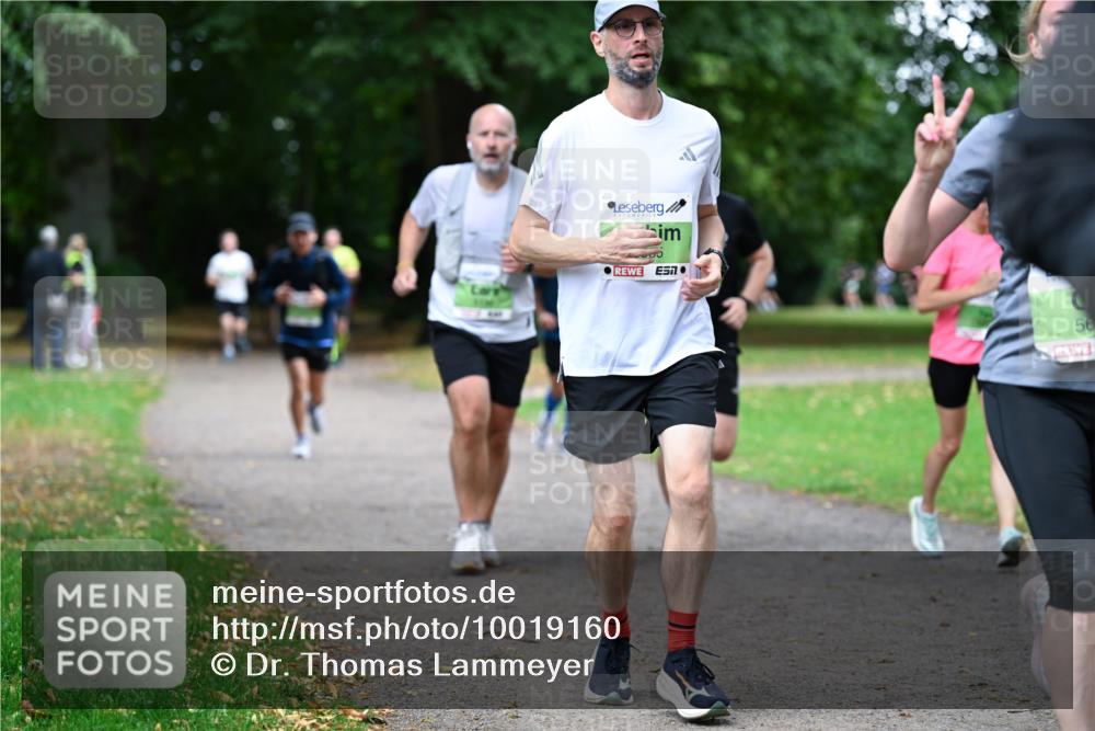 30.08.2026 - Blankeneser Heldenlauf Dr. Thomas Lammeyer http://msf.ph/oto/10019160 30.08.2026 10:09:23 Laufen 57, 56 meine-sportfotos.de