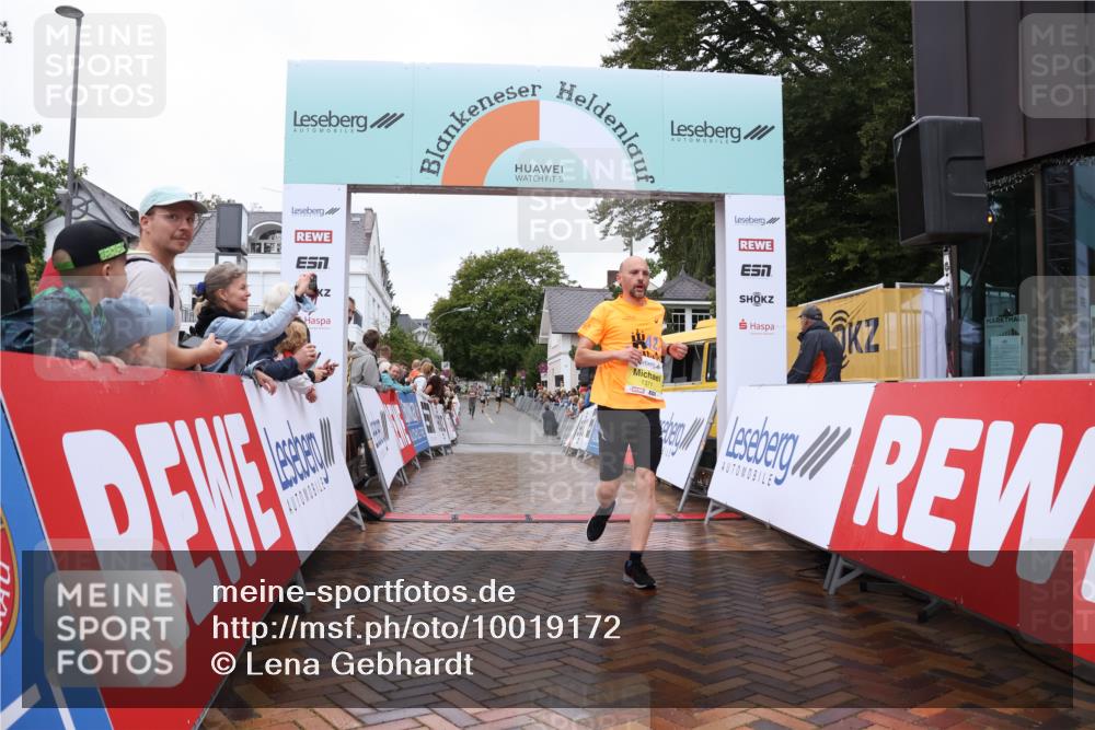 30.08.2026 - Blankeneser Heldenlauf Lena Gebhardt http://msf.ph/oto/10019172 30.08.2026 09:37:01 Ziel 1371, 1413, 1795 meine-sportfotos.de