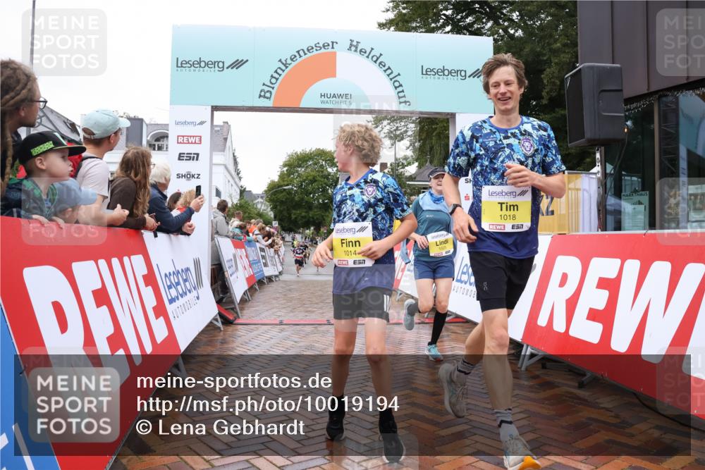 30.08.2026 - Blankeneser Heldenlauf Lena Gebhardt http://msf.ph/oto/10019194 30.08.2026 09:37:15 Ziel 1014, 1018, 1525, 3527 meine-sportfotos.de
