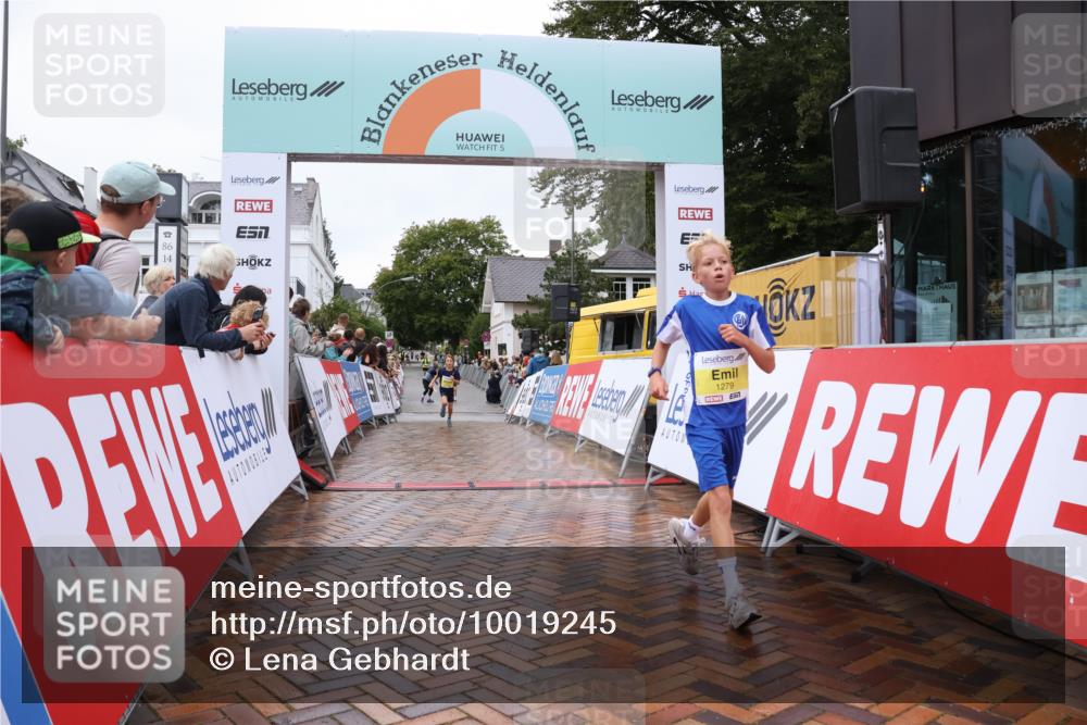 30.08.2026 - Blankeneser Heldenlauf Lena Gebhardt http://msf.ph/oto/10019245 30.08.2026 09:37:31 Ziel 1172, 1279, 1330, 3629 meine-sportfotos.de