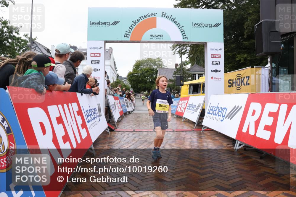 30.08.2026 - Blankeneser Heldenlauf Lena Gebhardt http://msf.ph/oto/10019260 30.08.2026 09:37:35 Ziel 1118, 1172, 1279, 1805 meine-sportfotos.de