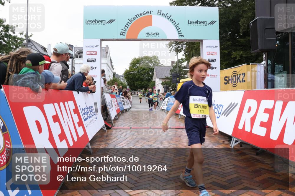 30.08.2026 - Blankeneser Heldenlauf Lena Gebhardt http://msf.ph/oto/10019264 30.08.2026 09:37:35 Ziel 1118, 1172, 1279, 1805 meine-sportfotos.de