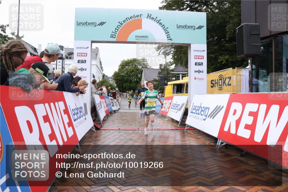 30.08.2026 - Blankeneser Heldenlauf Lena Gebhardt http://msf.ph/oto/10019266 30.08.2026 09:37:37 Ziel 1118, 1172, 1279, 1805 meine-sportfotos.de