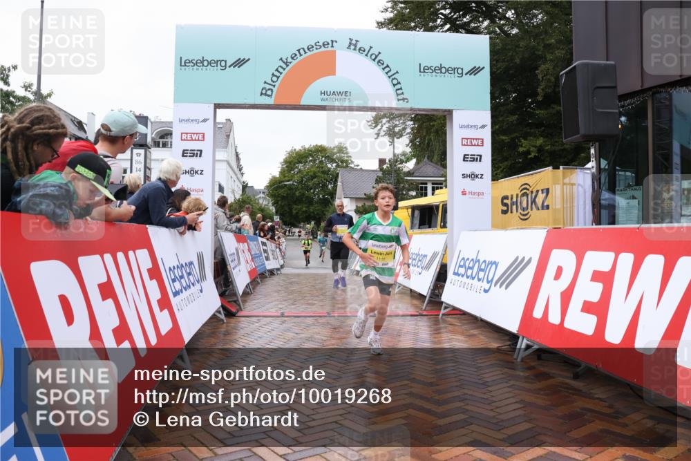 30.08.2026 - Blankeneser Heldenlauf Lena Gebhardt http://msf.ph/oto/10019268 30.08.2026 09:37:37 Ziel 1118, 1172, 1279, 1805 meine-sportfotos.de
