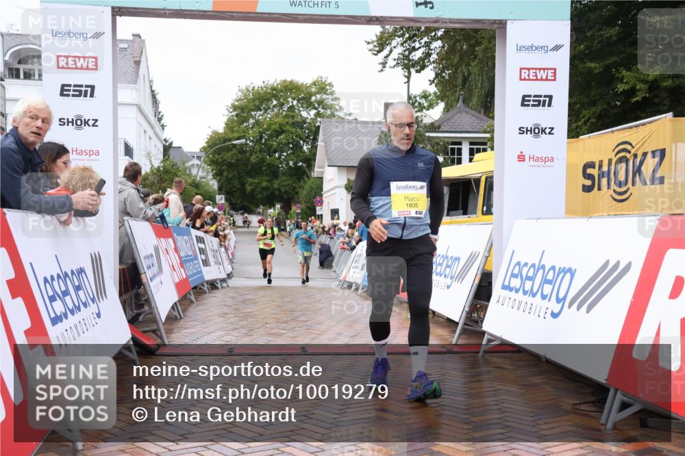 30.08.2026 - Blankeneser Heldenlauf Lena Gebhardt http://msf.ph/oto/10019279 30.08.2026 09:37:40 Ziel 1057, 1118, 1172, 1805, 3665 meine-sportfotos.de