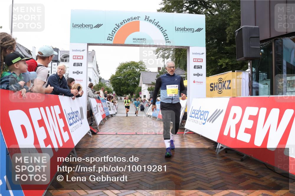 30.08.2026 - Blankeneser Heldenlauf Lena Gebhardt http://msf.ph/oto/10019281 30.08.2026 09:37:40 Ziel 1057, 1118, 1172, 1805, 3665 meine-sportfotos.de