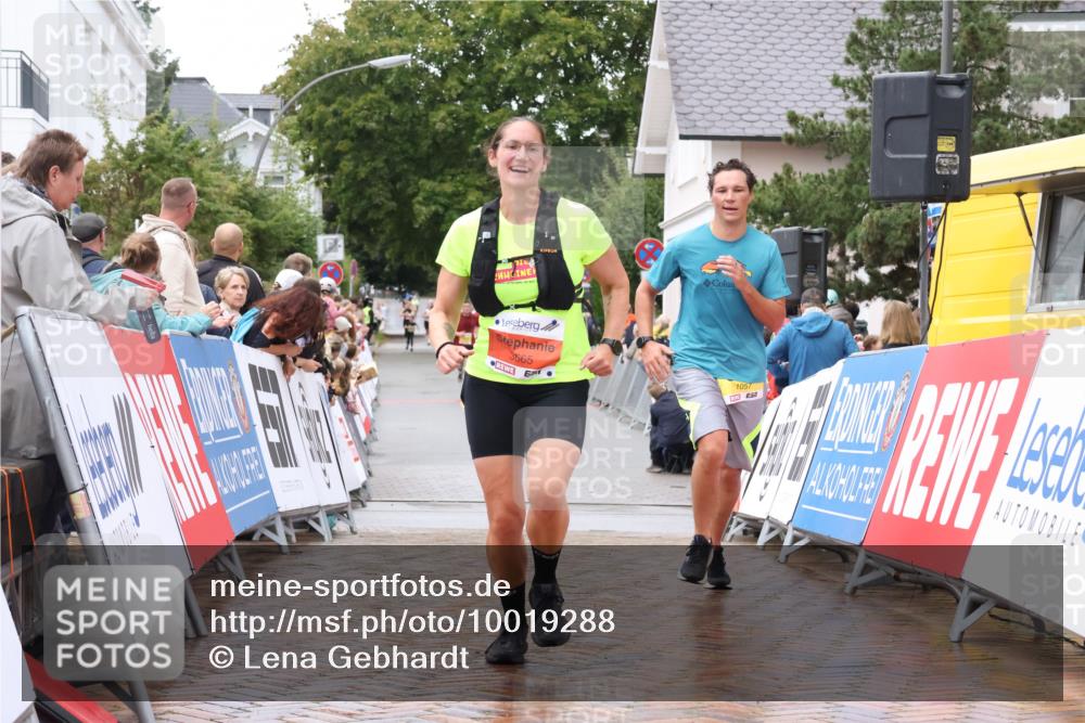 30.08.2026 - Blankeneser Heldenlauf Lena Gebhardt http://msf.ph/oto/10019288 30.08.2026 09:37:43 Ziel 1057, 1118, 1805, 3665 meine-sportfotos.de