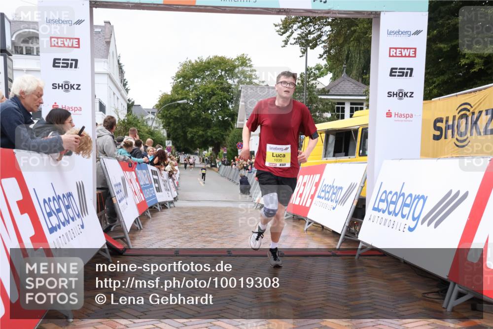 30.08.2026 - Blankeneser Heldenlauf Lena Gebhardt http://msf.ph/oto/10019308 30.08.2026 09:37:54 Ziel 1035 meine-sportfotos.de