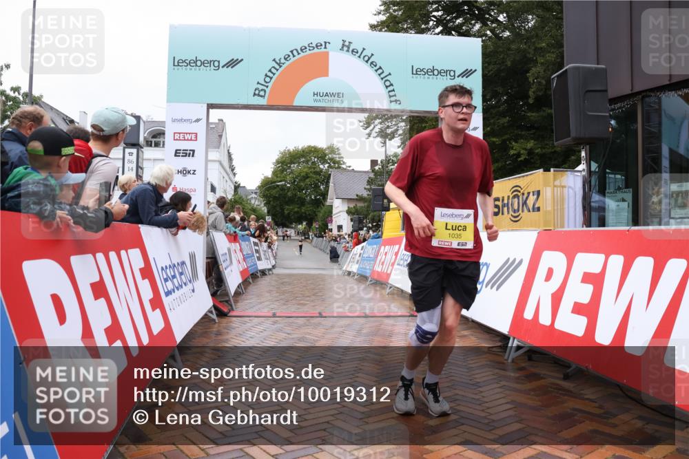 30.08.2026 - Blankeneser Heldenlauf Lena Gebhardt http://msf.ph/oto/10019312 30.08.2026 09:37:54 Ziel 1035 meine-sportfotos.de
