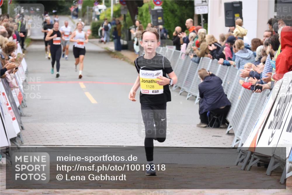 30.08.2026 - Blankeneser Heldenlauf Lena Gebhardt http://msf.ph/oto/10019318 30.08.2026 09:38:00 Ziel 1035, 1128 meine-sportfotos.de