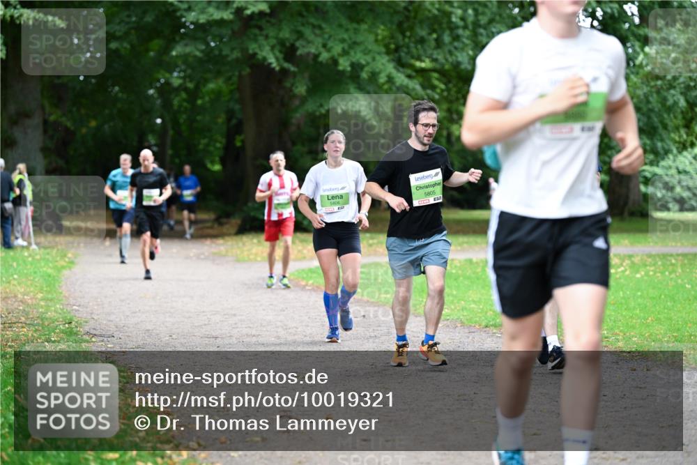 30.08.2026 - Blankeneser Heldenlauf Dr. Thomas Lammeyer http://msf.ph/oto/10019321 30.08.2026 10:09:38 Laufen 5806, 5805 meine-sportfotos.de