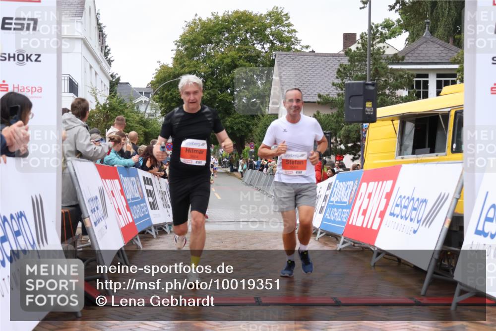 30.08.2026 - Blankeneser Heldenlauf Lena Gebhardt http://msf.ph/oto/10019351 30.08.2026 09:38:23 Ziel 3561, 3604 meine-sportfotos.de