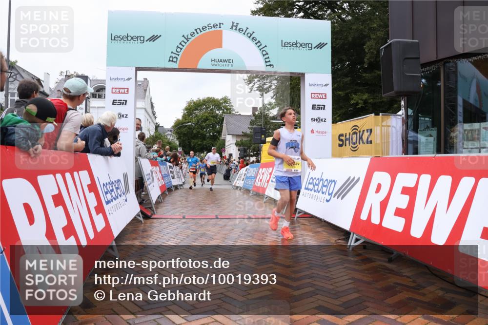 30.08.2026 - Blankeneser Heldenlauf Lena Gebhardt http://msf.ph/oto/10019393 30.08.2026 09:38:41 Ziel 1456, 1574, 3634, 3697 meine-sportfotos.de