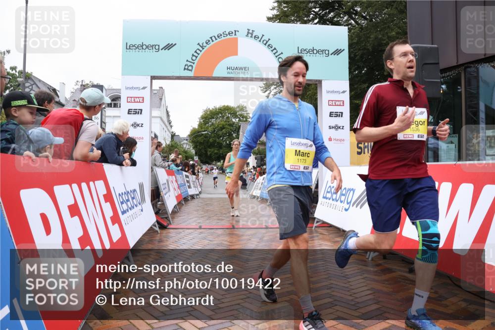 30.08.2026 - Blankeneser Heldenlauf Lena Gebhardt http://msf.ph/oto/10019422 30.08.2026 09:38:49 Ziel 1147, 1173, 1534, 1536, 1574, 3634 meine-sportfotos.de