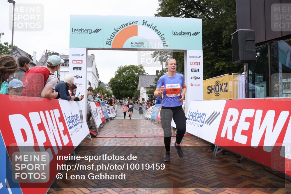 30.08.2026 - Blankeneser Heldenlauf Lena Gebhardt http://msf.ph/oto/10019459 30.08.2026 09:39:12 Ziel 1112, 1411, 1700, 3543 meine-sportfotos.de