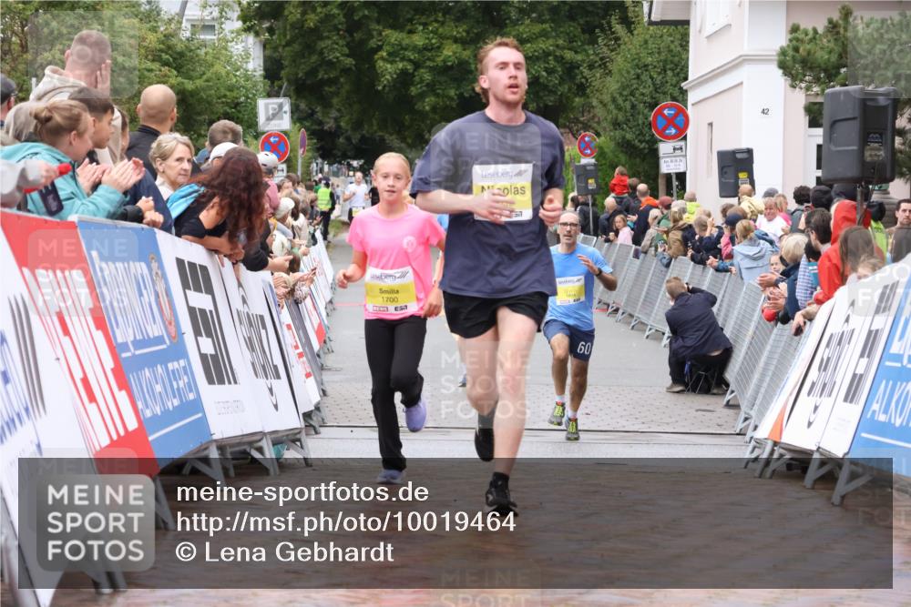 30.08.2026 - Blankeneser Heldenlauf Lena Gebhardt http://msf.ph/oto/10019464 30.08.2026 09:39:14 Ziel 1112, 1411, 1700, 1804, 3543 meine-sportfotos.de