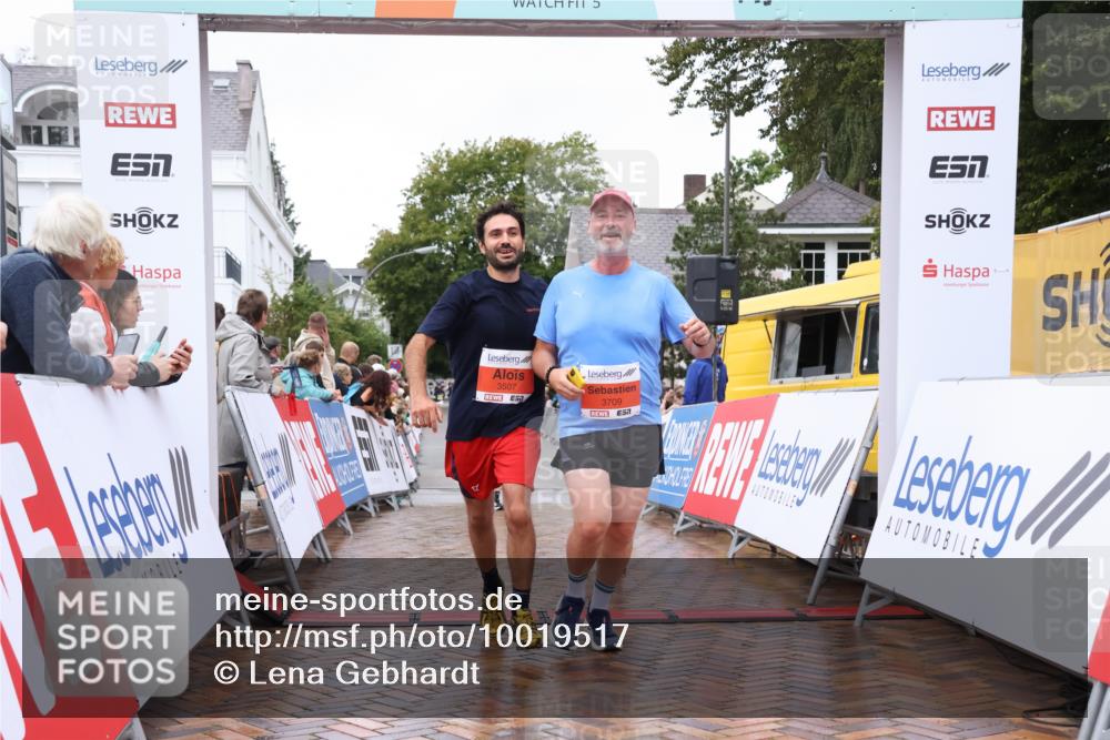 30.08.2026 - Blankeneser Heldenlauf Lena Gebhardt http://msf.ph/oto/10019517 30.08.2026 09:39:29 Ziel 1162, 1336, 1745, 1781, 3507, 3523, 3709 meine-sportfotos.de