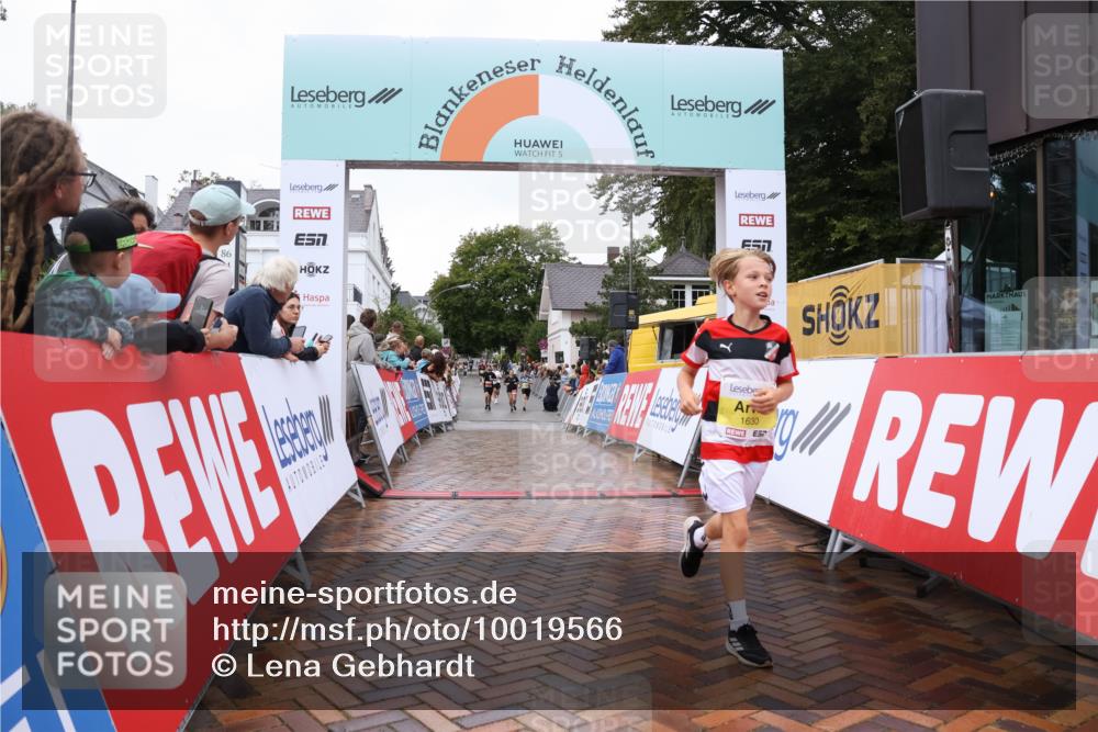 30.08.2026 - Blankeneser Heldenlauf Lena Gebhardt http://msf.ph/oto/10019566 30.08.2026 09:39:50 Ziel 1062, 1630 meine-sportfotos.de