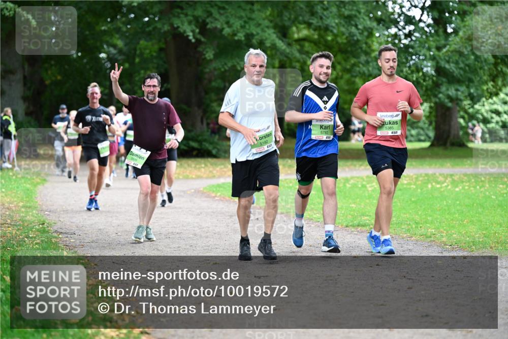 30.08.2026 - Blankeneser Heldenlauf Dr. Thomas Lammeyer http://msf.ph/oto/10019572 30.08.2026 10:09:58 Laufen 5499, 5182, 5783, 5385 meine-sportfotos.de