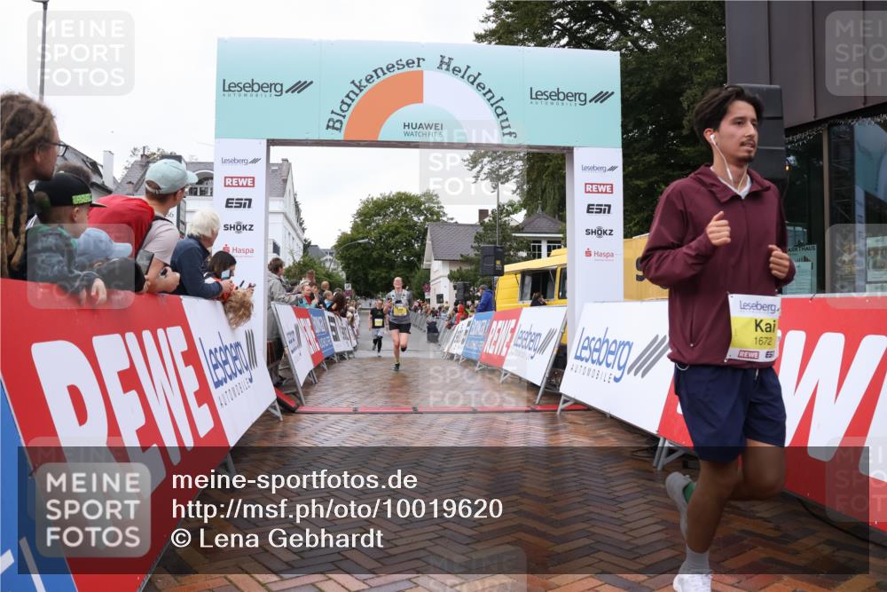 30.08.2026 - Blankeneser Heldenlauf Lena Gebhardt http://msf.ph/oto/10019620 30.08.2026 09:40:08 Ziel 1044, 1206, 1457, 1588, 1589, 1672 meine-sportfotos.de
