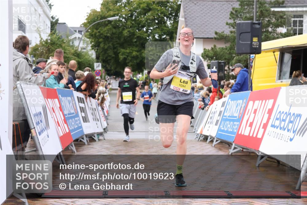 30.08.2026 - Blankeneser Heldenlauf Lena Gebhardt http://msf.ph/oto/10019623 30.08.2026 09:40:09 Ziel 1044, 1457, 1588, 1589, 1672 meine-sportfotos.de