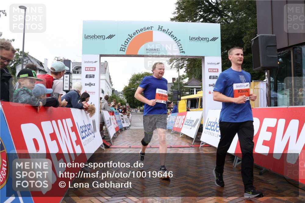 30.08.2026 - Blankeneser Heldenlauf Lena Gebhardt http://msf.ph/oto/10019646 30.08.2026 09:40:19 Ziel 1457, 1512, 3512, 3531 meine-sportfotos.de