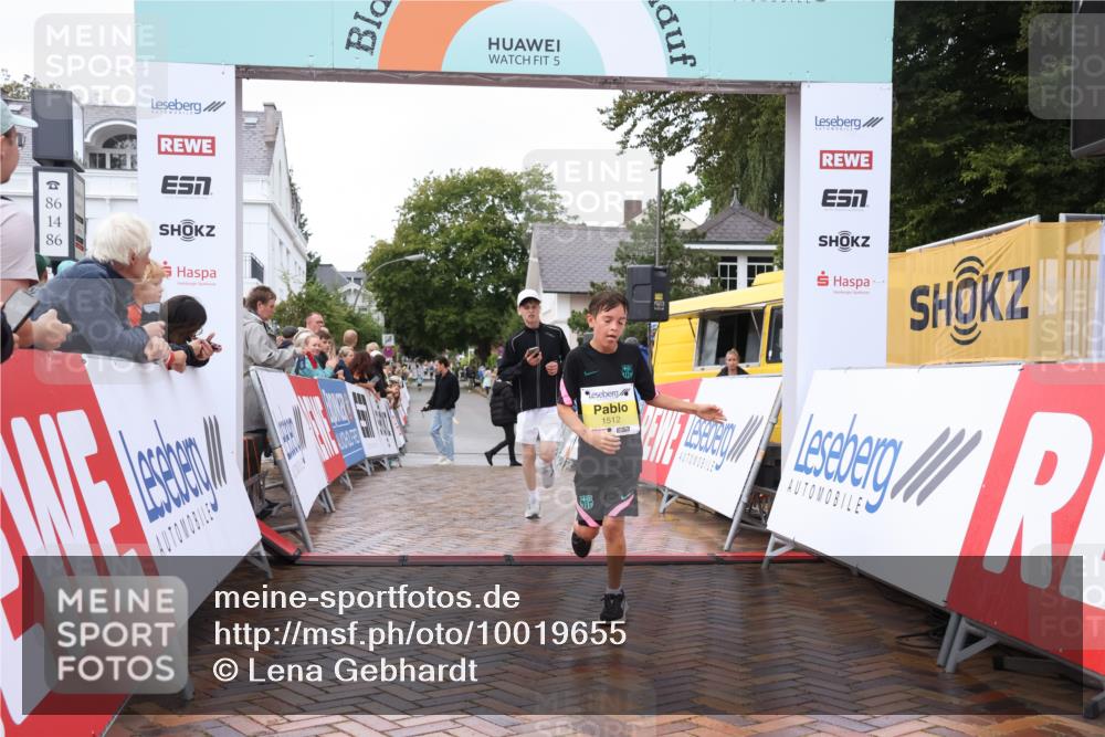 30.08.2026 - Blankeneser Heldenlauf Lena Gebhardt http://msf.ph/oto/10019655 30.08.2026 09:40:24 Ziel 1064, 1512, 3512, 3531 meine-sportfotos.de