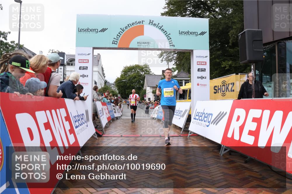30.08.2026 - Blankeneser Heldenlauf Lena Gebhardt http://msf.ph/oto/10019690 30.08.2026 09:40:51 Ziel 1136, 1563 meine-sportfotos.de